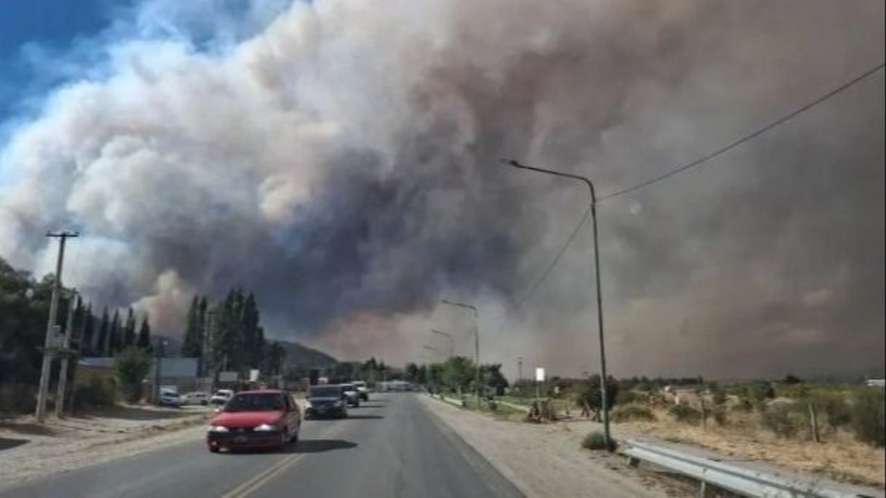 La Izquierda denunció que “no hay ninguna estrategia para atacar el fuego” en El Bolsón
