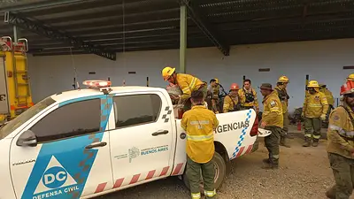 La Provincia de Buenos Aires envió refuerzos a los incendios en El Bolsón por pedido del Gobierno Nacional La Provincia de Buenos Aires envió refuerzos a los incendios en El Bolsón por pedido del Gobierno Nacional