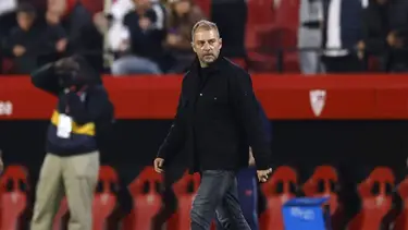 Flick elogia la madurez del Barça en la victoria sobre el Sevilla