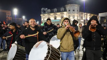 El partido gobernante de Kosovo ganará las elecciones pero perderá la mayoría