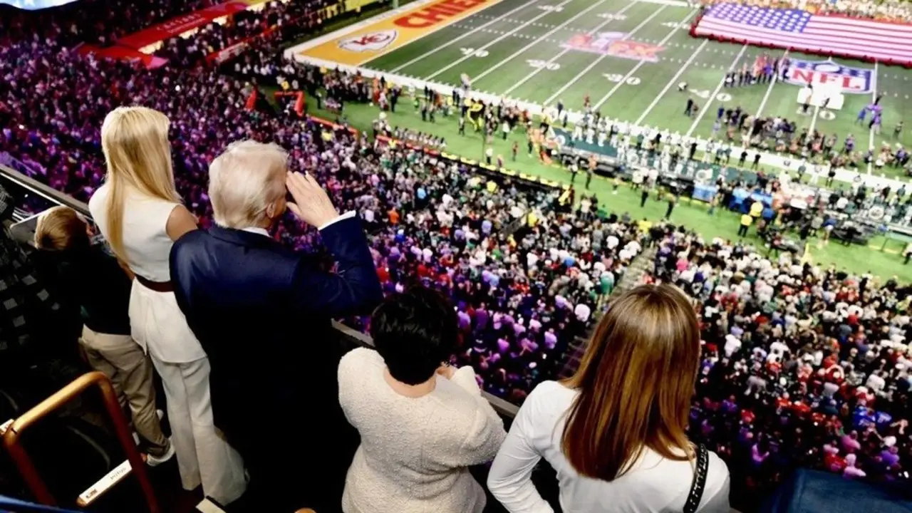 Superbowl: Negocio, política y también juego