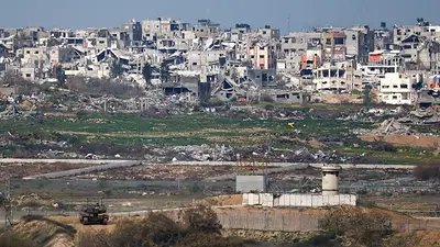 Hamás dice que dejará de liberar rehenes al acusar a Israel de violar el alto el fuego Hamás dice que dejará de liberar rehenes al acusar a Israel de violar el alto el fuego