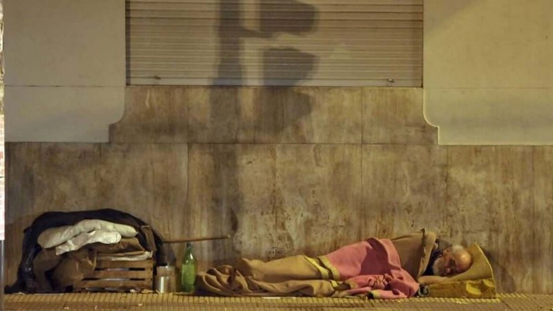 Sin techo: en medio de la crisis, piden un informe para conocer las personas en situación de calle en Santa Fe