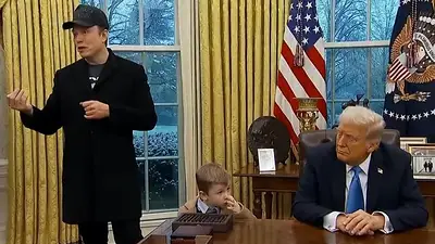 Trump firmó un decreto que reduce la Administración Pública y le da más control a Elon Musk Trump firmó un decreto que reduce la Administración Pública y le da más control a Elon Musk