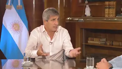 Luis Caputo defendió a Milei por la estafa y admitió que en el mundo cripto hay "timberos" Luis Caputo defendió a Milei por la estafa y admitió que en el mundo cripto hay "timberos"