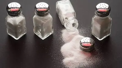 tirar sal en el piso tirar sal en el piso