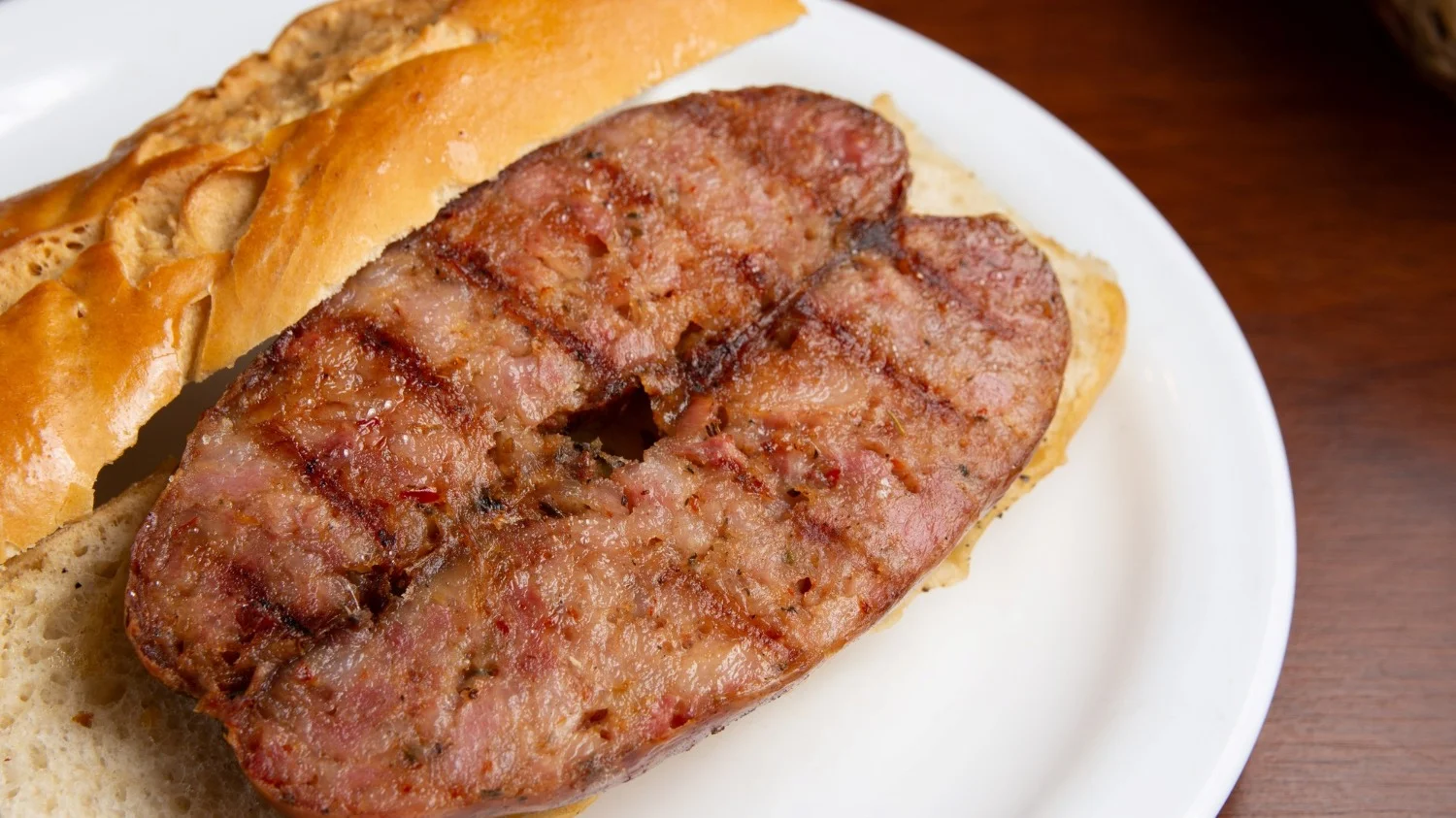 asado, achuras, choripán, pan
