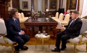 Grupo cercano al Gobierno, el actor oculto en la pelea Milei-Clarín por Telefónica  | Panorama político