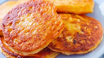 pancakes de chipá. pancakes de chipá.