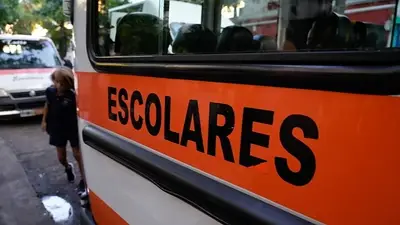 Rosario: en medio de la incertidumbre por el comienzo de clases, el transporte escolar aumenta un 30% Rosario: en medio de la incertidumbre por el comienzo de clases, el transporte escolar aumenta un 30%