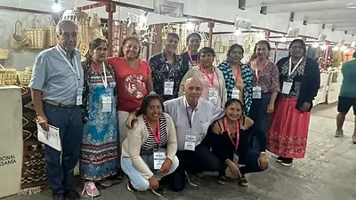 Una delegación formoseña brilló en la Feria Nacional de la Artesanía en Colón y comienza su circuito internacional: los detalles Una delegación formoseña brilló en la Feria Nacional de la Artesanía en Colón y comienza su circuito internacional: los detalles