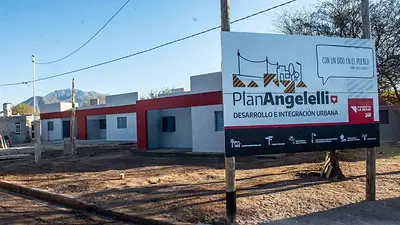 Plan Angelelli: Quintela solicitó un nuevo proyecto de urbanización para las familias afectadas por el temporal en Patquía Plan Angelelli: Quintela solicitó un nuevo proyecto de urbanización para las familias afectadas por el temporal en Patquía