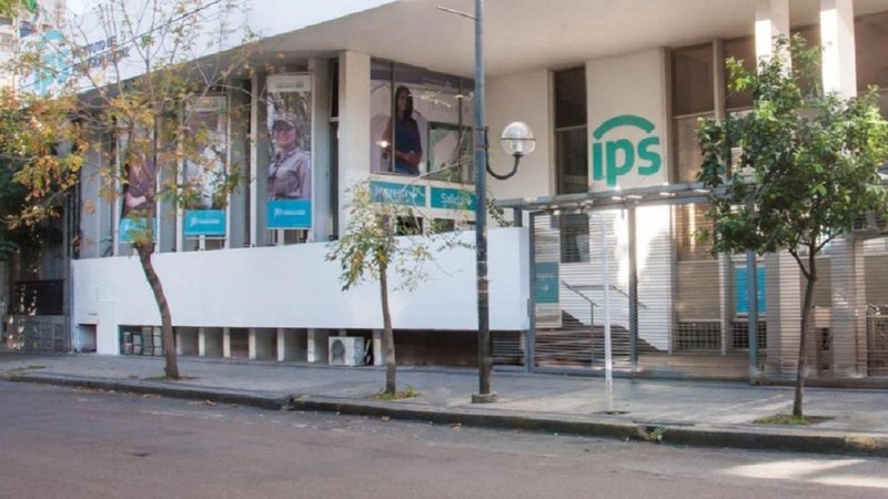 IPS.