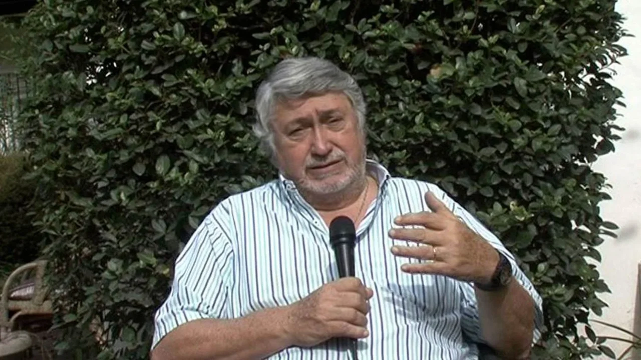 Estafaron a un periodista deportivo y le sacaron casi dos millones de pesos