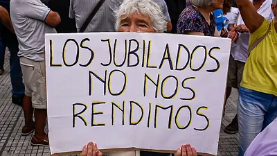 Los jubilados vuelven a marchar: "Firmes como todos los miércoles" Los jubilados vuelven a marchar: "Firmes como todos los miércoles"