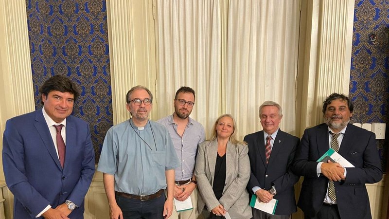 El Arzobispo de La Plata convocó a juristas en favor de proyectos comunitarios 