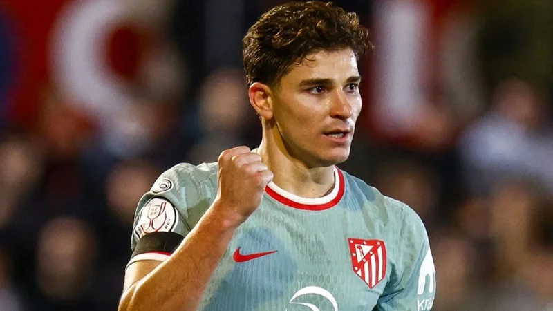 Furor en España por el nuevo logro de Julián Álvarez en el Atlético de Madrid: "Por más"
