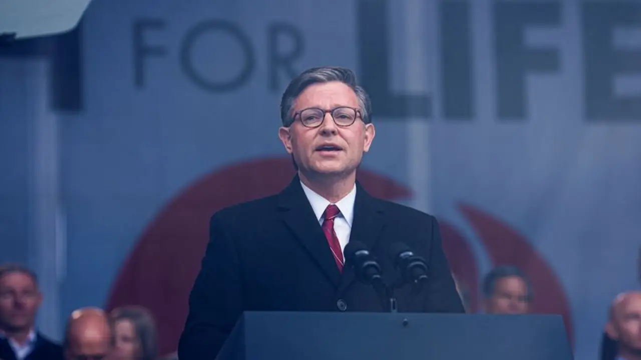 Presidente Cámara Representantes EEUU dice que cuenta con votos para poner fin a cierre Gobierno el martes