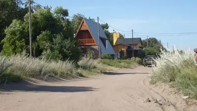 El pequeño pueblo costero con playas vírgenes de película ideal para el verano 2026 El pequeño pueblo costero con playas vírgenes de película ideal para el verano 2026
