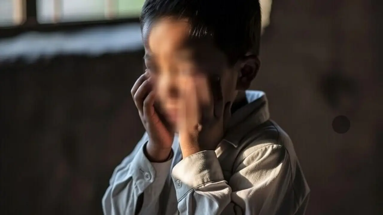 niño triste