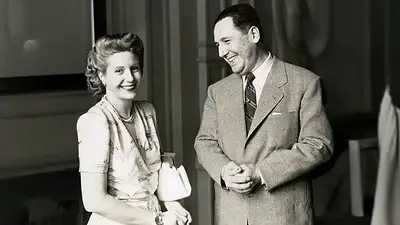 Juan Domingo Perón y Evita. Juan Domingo Perón y Evita.