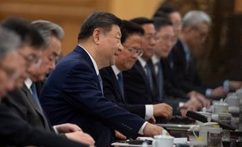 El presidente chino aboga por un "mundo igualitario y multipolar" en reunión con el líder uruguayo | China 