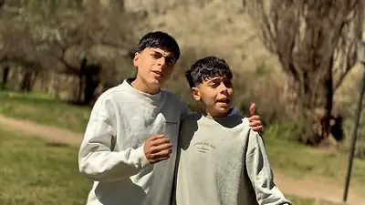 Los hermanos Lucero. Los hermanos Lucero.