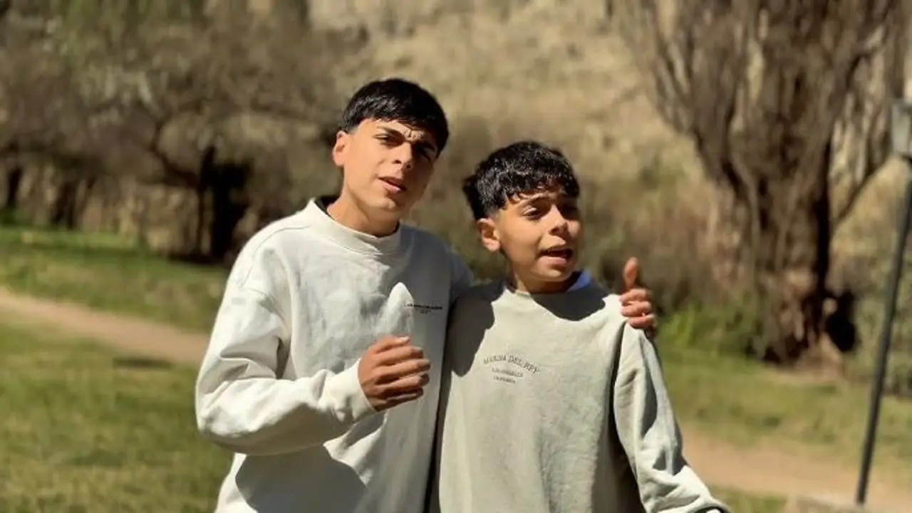 Los hermanos Lucero.
