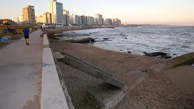Violación en Miramar: realizan pericias sobre la adolescente abusada en la playa Violación en Miramar: realizan pericias sobre la adolescente abusada en la playa