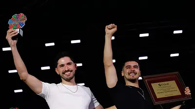 El dúo de folklore que se consagró en Cosquín 2026 y ahora va por Viña del Mar El dúo de folklore que se consagró en Cosquín 2026 y ahora va por Viña del Mar
