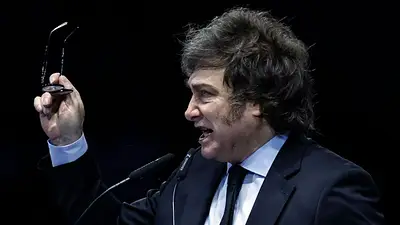 Javier Milei atacó a un periodista de El Destape por lo que dijo Messi sobre la situación del país Javier Milei atacó a un periodista de El Destape por lo que dijo Messi sobre la situación del país