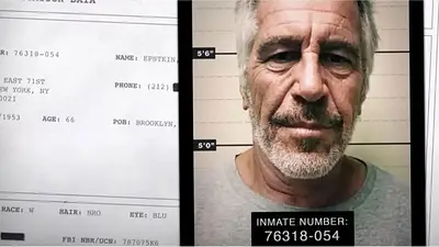 Foto de Jeffrey Epstein en caso judicial Foto de Jeffrey Epstein en caso judicial