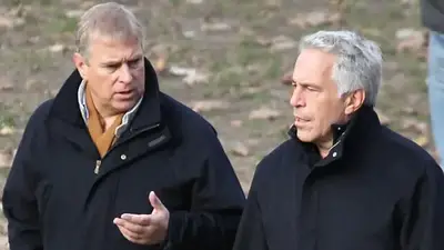 El príncipe Andrés y Jeffrey Epstein El príncipe Andrés y Jeffrey Epstein