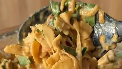 Resolvé la cena en tres pasos: cómo hacer pasta con la mejor salsa de manera simple Resolvé la cena en tres pasos: cómo hacer pasta con la mejor salsa de manera simple