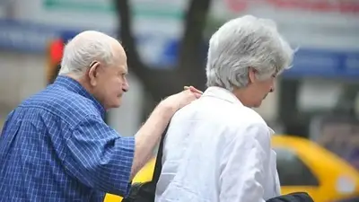 Alertan que el Gobierno baja prestaciones sociales por la marcha atrás con la inflación del INDEC Alertan que el Gobierno baja prestaciones sociales por la marcha atrás con la inflación del INDEC