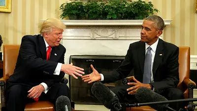 Trump comparte un video racista en el que se representa a los Obama como simios Trump comparte un video racista en el que se representa a los Obama como simios