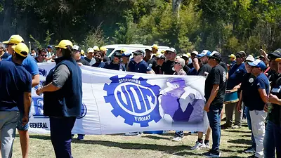 La UOM desafía a la CGT y convocó a un paro total para el miércoles La UOM desafía a la CGT y convocó a un paro total para el miércoles