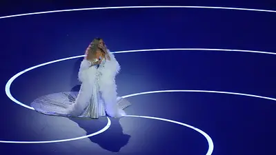 Mariah Carey se presenta en ceremonia inaugural de los Juegos de Invierno Mariah Carey se presenta en ceremonia inaugural de los Juegos de Invierno