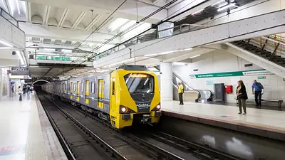 Celebran los usuarios del subte: reabre una estación clave tras reformas integrales Celebran los usuarios del subte: reabre una estación clave tras reformas integrales