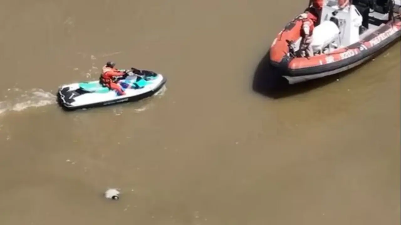 Puerto Madero: encontraron sin vida a un hombre mayor flotando en el río