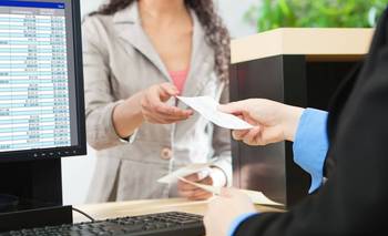 Reforma laboral: cómo afecta a empleados bancarios | Reforma laboral 