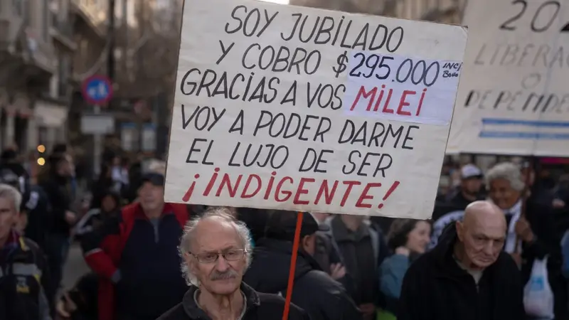El nuevo rostro de la precariedad: cada vez más jubilados deben salir a trabajar