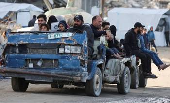 Israel destruyó el transporte en Gaza: los peligros de caminar en el territorio devastado | Franja de gaza