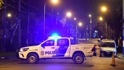 Un hombre fue asesinado a golpes a la salida de un boliche en Batán: qué reveló la autopsia y qué se sabe hasta ahora Un hombre fue asesinado a golpes a la salida de un boliche en Batán: qué reveló la autopsia y qué se sabe hasta ahora
