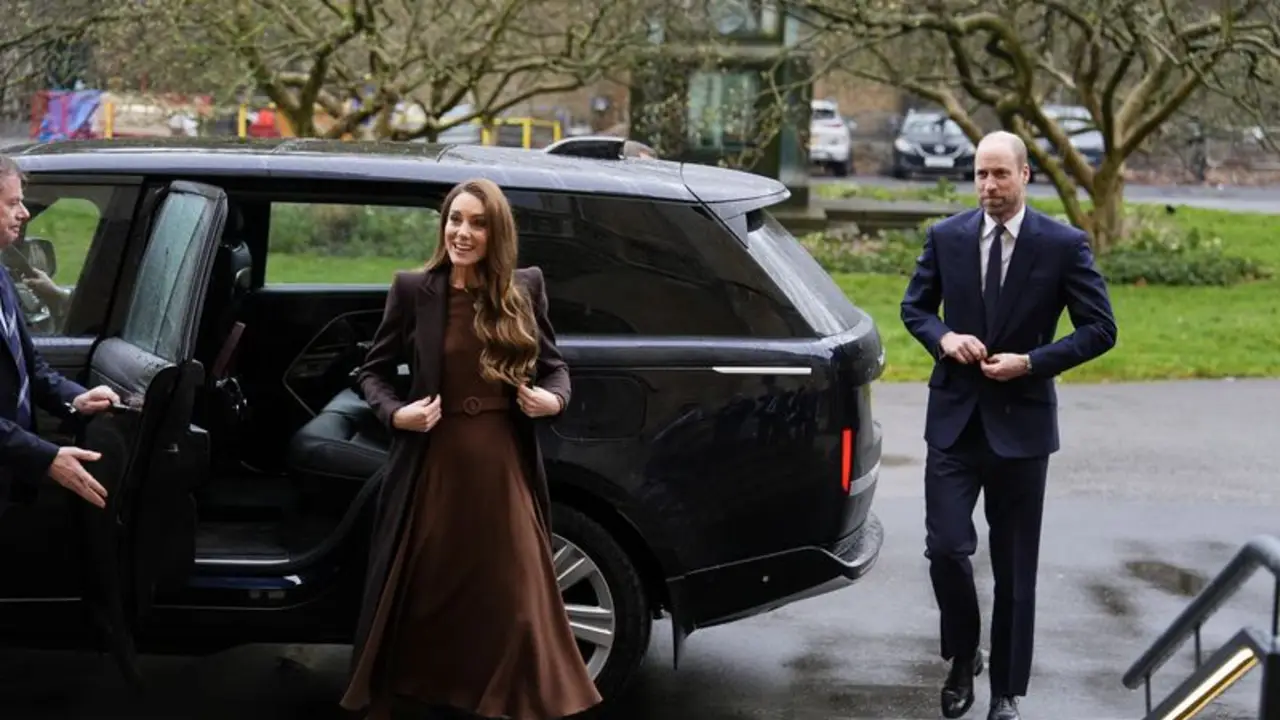 Príncipe Guillermo y Kate dicen estar "profundamente preocupados" por las revelaciones sobre Epstein