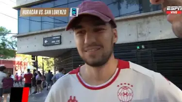 Insólito: es hincha de San Lorenzo y se puso la camiseta de Huracán