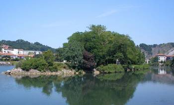 La isla que cambia de Gobierno cada medio año desde el siglo XVII | Turismo