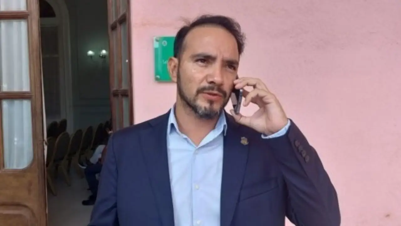 Los reclamos de Corrientes deberán esperar: Caputo le canceló a Valdés y postergó la reunión