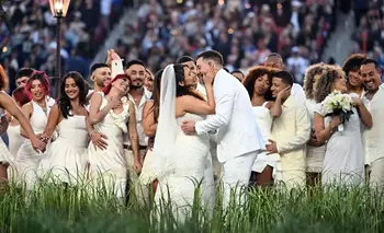 La boda del Super Bowl fue real: la historia de los fanáticos de Bad Bunny que se casaron  | Bad bunny