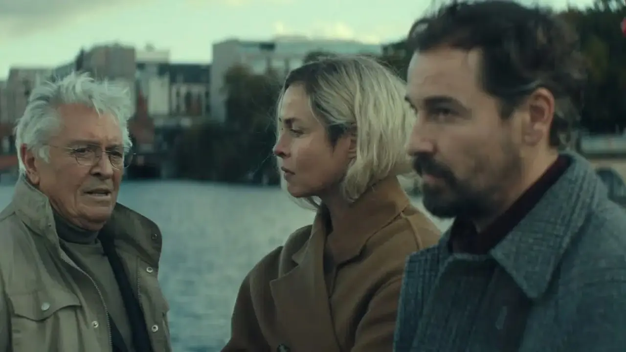 Elenco de Unfamiliar
